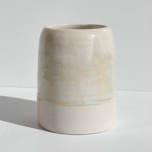 Load image into Gallery viewer, The Column Vase
